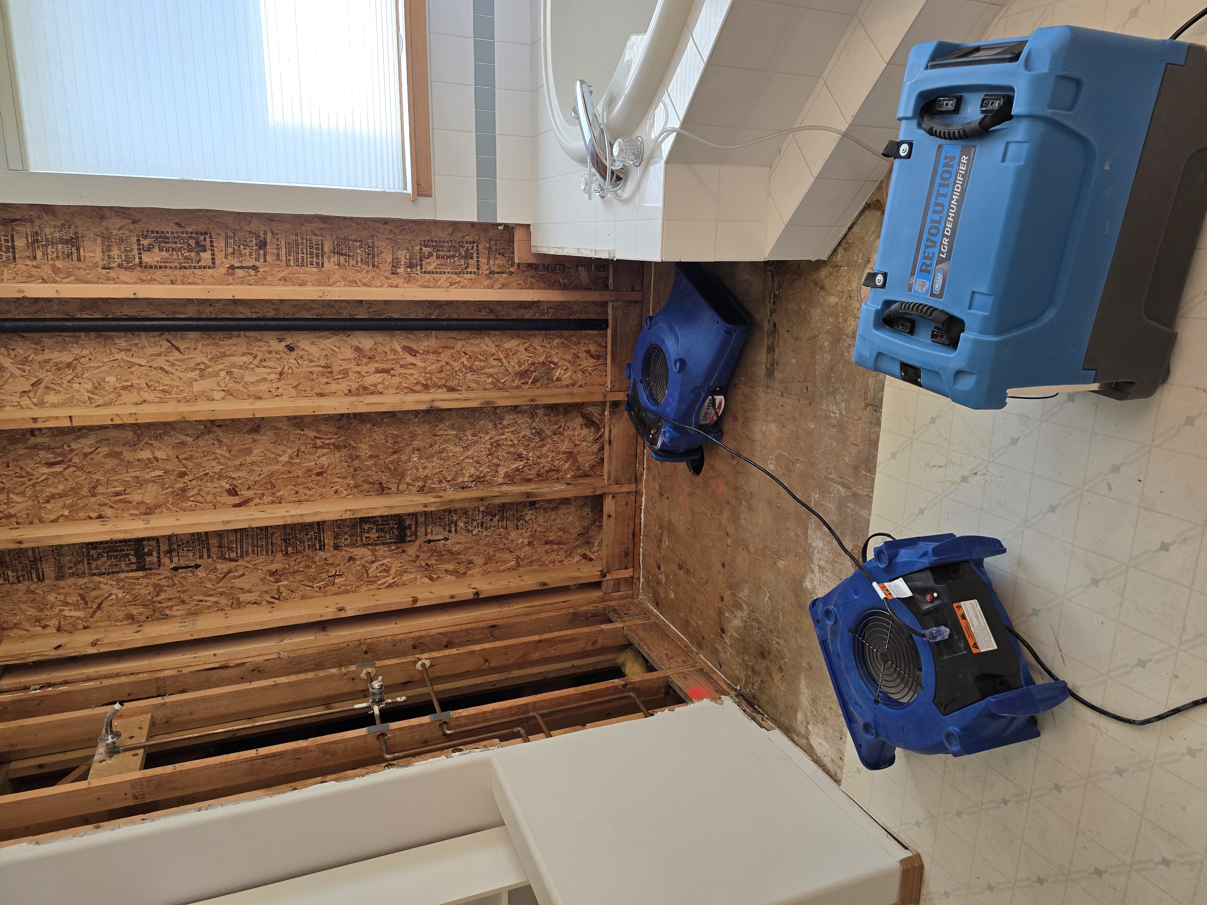 425 Fire & Water drying equipment project photo
